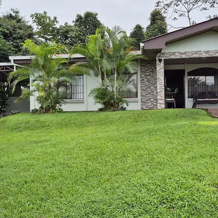Casa Arboleda-Full House By The River And Forest And Gardens